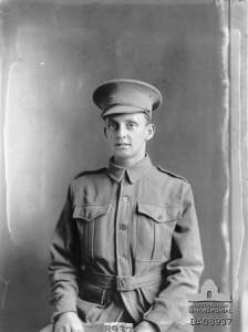 Freshw-Hawse RH DA08937